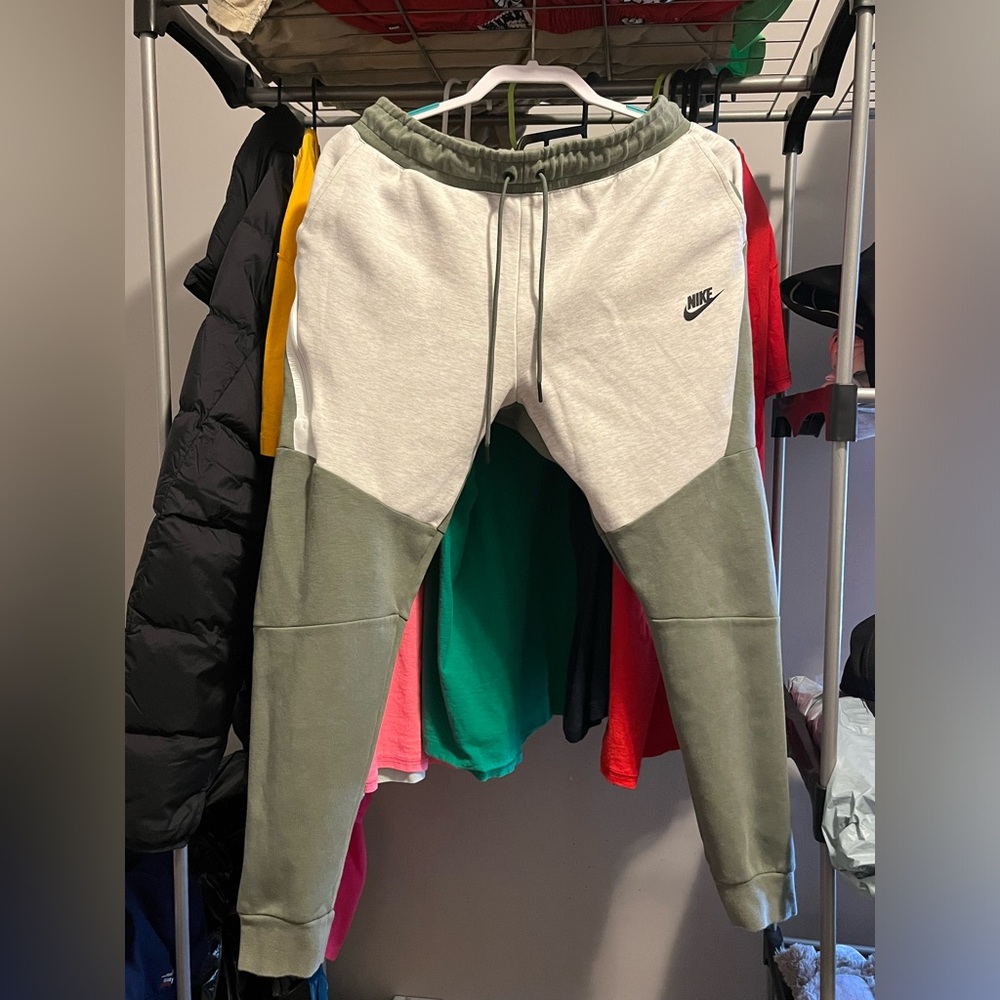Nike tech fleece